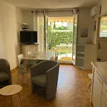 Appart-St Cyr Sur Mer-La Madrague-4Pers-Parking