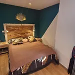 Appartement 2 Pieces Climatise, Belle Terrasse, Parking Prive, Proche Centre-Ville Et Plage Sainte-Maxime - Fr-1-780-43