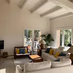 La Bastide De Valcros - Logement Entier