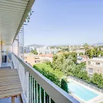 Pool, Sea & Absolute Comfort