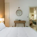 3 Pieces Au Coeur Du Carre D'Or