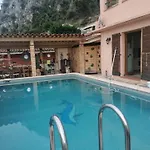 Bella Vista