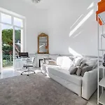 Prestige Cannes Alexandre III Terrace 2Bdr By B'Your Home