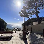 Studio/Cabine A 80M De La Plage Avec Terrasse, Jardinet Et Garage - Cavalaire - Fr-1-226B-140