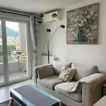 Nice Modern Flat, Air-Conditionning & Moutain View