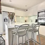 Beautiful T3 With Spacious Balcony