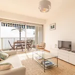 Stunning Beachfront Apartment With Parking