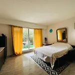 Appartement Avec Grande Terrasse