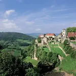 Gite L'Insolite Dans Le Jura
