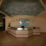 Studio Renove Avec Balcon Et Garage En Plein Coeur De Menton - Fr-1-196-375