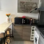 Au Bord De Mer Studio Au Calme A La Ciotat