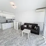 La Salangane
