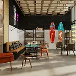 Moxy Nice