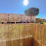 Appartement 3 Chambres Avec Terrasse Et Parking A Frejus