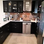 Residence Luberon - Charmant Appartement Dans Un Domaine Arbore Au Bord Du Lac Mae-7044