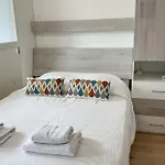 La Prom 2 - A Two Bedroom Apartment With A Sea View