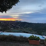 La Vue Sur Mer