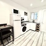 Studio Cosy-2Min Des Plages-Centre Juan Les Pins