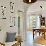 Nice Sea View 2 Bedroom Apartment