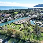 T3 Avec Vue Sur La Riviere, Piscine, By Palmazur