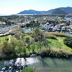T3 Avec Vue Sur La Riviere, Piscine, By Palmazur