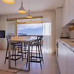 Center Bay Luxueux Appartement Avec Vue Mer 6 Eme Etage
