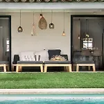 Villa Lostan