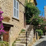 Casalionelantibes 70 Sqm Apartment With Garden And Parking