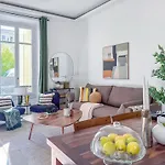 Grand Appartement Renove - Jardin Et Parking - Cz