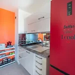Studio Vue Mer Et Montagnes, Avec Piscine