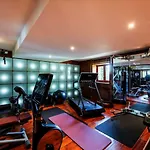 Villa Located In A Luxurious Area
