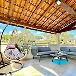 Haut De Villa - Proche Plages, Piscine Privee