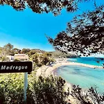 Studio 200M Plage Terrasse Wifi Fibre Parking