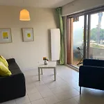 Charmant Studio En Front De Mer Avec Balcon