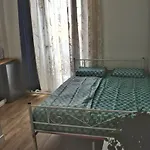 Studio In The City Center, Private Bathroom