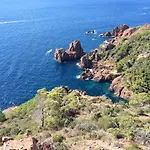 House With Your Feet In The Water, Between Forest And Beach - Agay