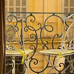 Bohemian Hideaway In The Old Nice
