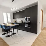 Le Versailles - Hypercentre - Luxurious - Spacious - Ac