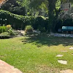 Villa Avec Jardin, Bord De Mer Et Colline