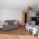 Studio Avec Terrasse Sur Le Port