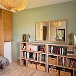 Le Longo Mai ,2 Chambres, Parking Gratuit