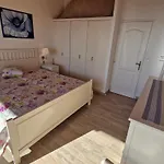 Appartement 3 Pieces Avec Wifi Et Piscine, Vue Sur Mer A Sainte-Maxime - Fr-1-780-91