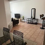 Appartement Entre Aeroport Et Promenade Des Anglais