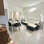 Amiral Courbet Apartment