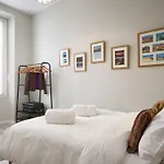 Sunlight Properties - Gisele - Nice Hyper Central, 1 Bedroom With Large Living Room