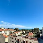 Stunning Sea Views, Full Sun Exposure