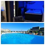 Bien Design Avec Jacuzzi Et Piscine