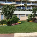 Cannes, France Studio Cosy