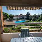 T2 Cabine Renove/Piscine/Clim/Commerces