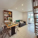 Logement Avec Jardinet Dans Residence Avec Piscine